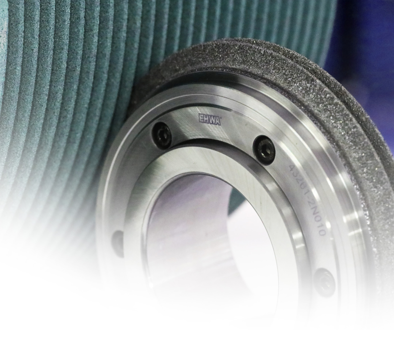 Profiled grinding worm and diamond dressing roll.