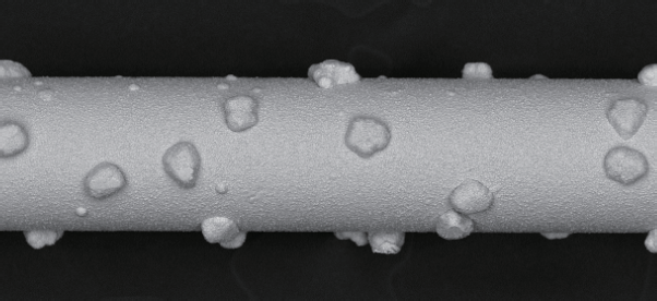 Diamond-coated wire with the complete 500-µm scale.
