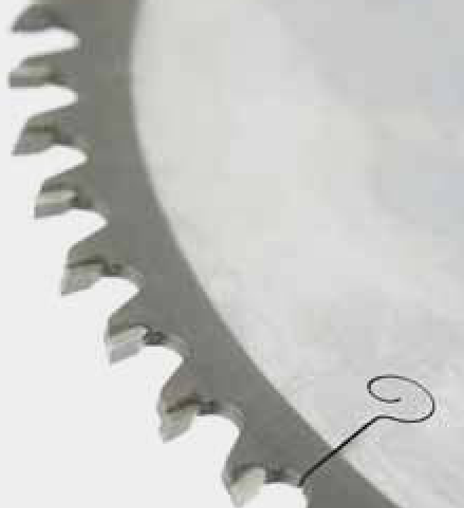 Tipped circular saw blade