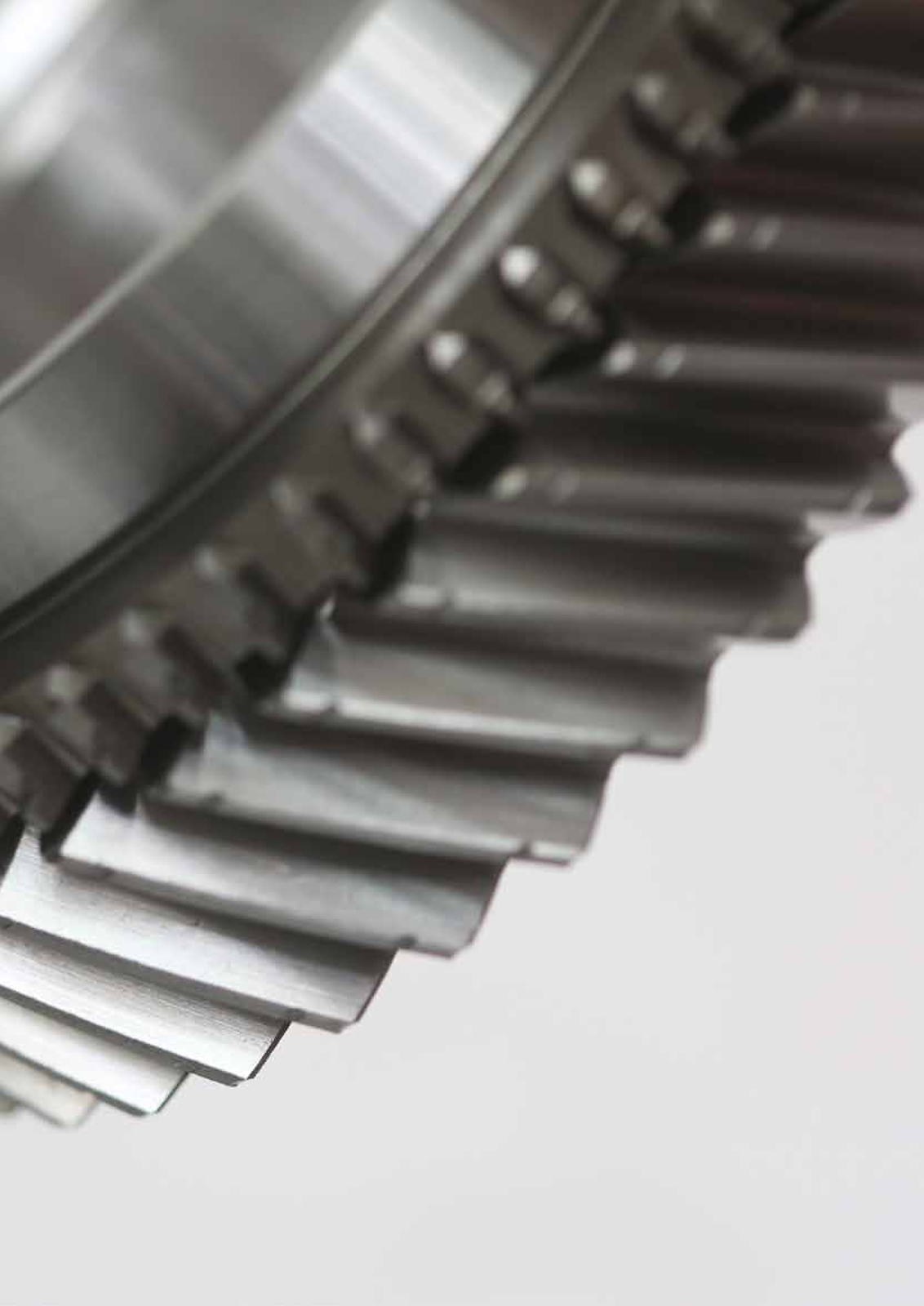Grinding tools and profiled workpieces