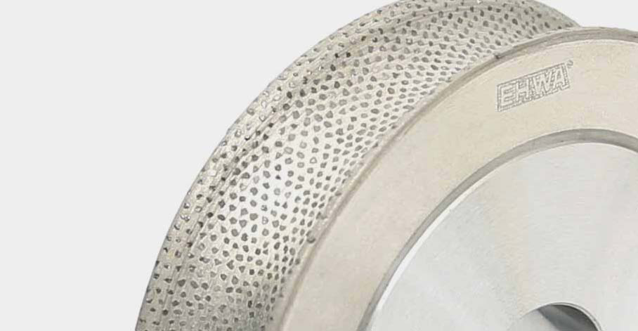 Diamond rotary dresser: abrasive circumference detail.