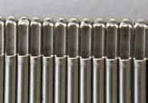 Needle tips after ECG grinding: burr-free comparison image.