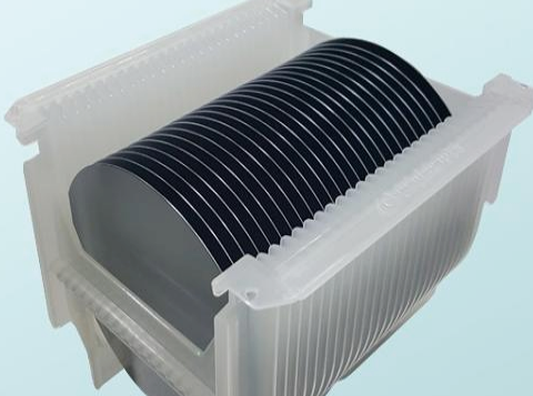 Wafer im Träger als Anwendungsbeispiel.